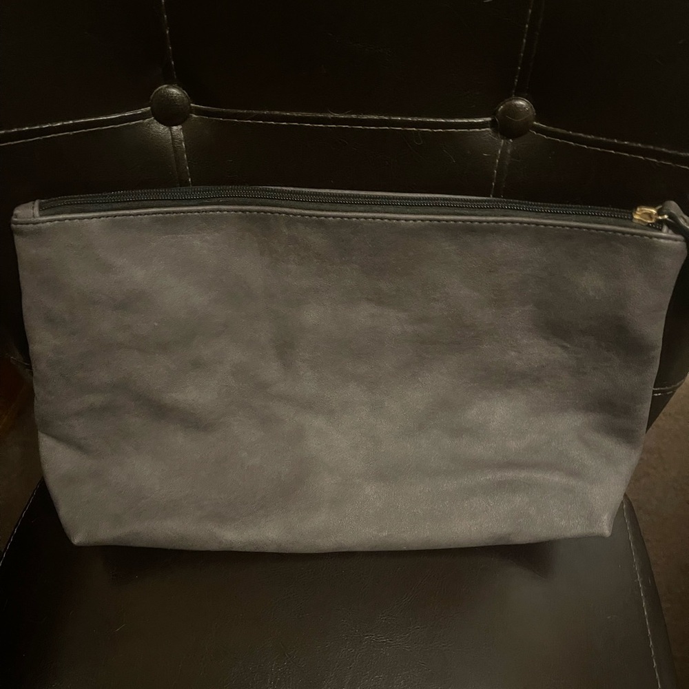 Miztique Gray CosmeticToiletry Bag